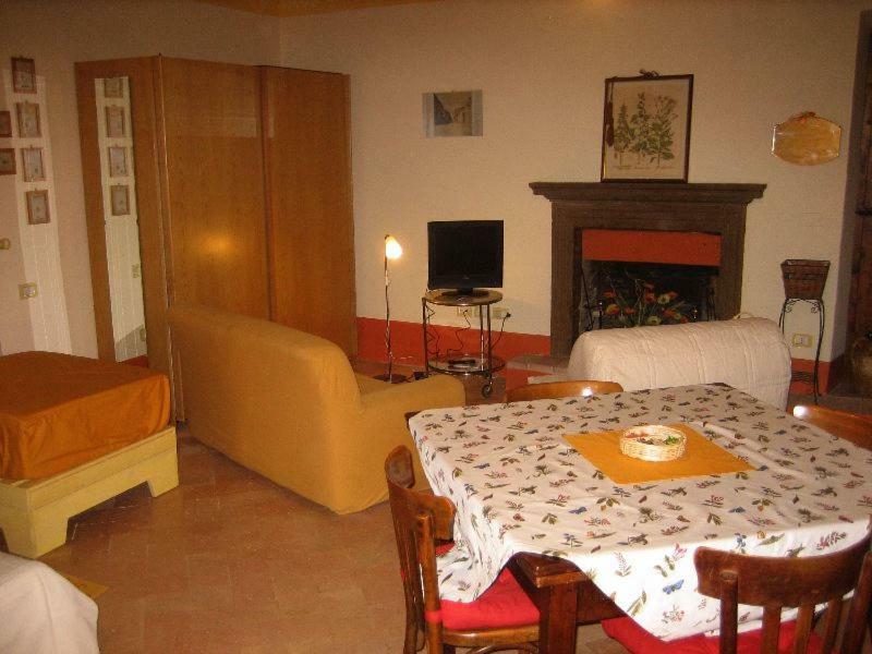 Bed & Breakfast Del Teatro 카글리 외부 사진