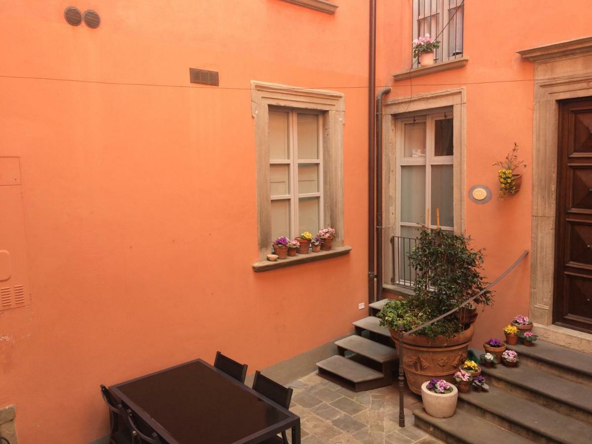 Bed & Breakfast Del Teatro 카글리 외부 사진